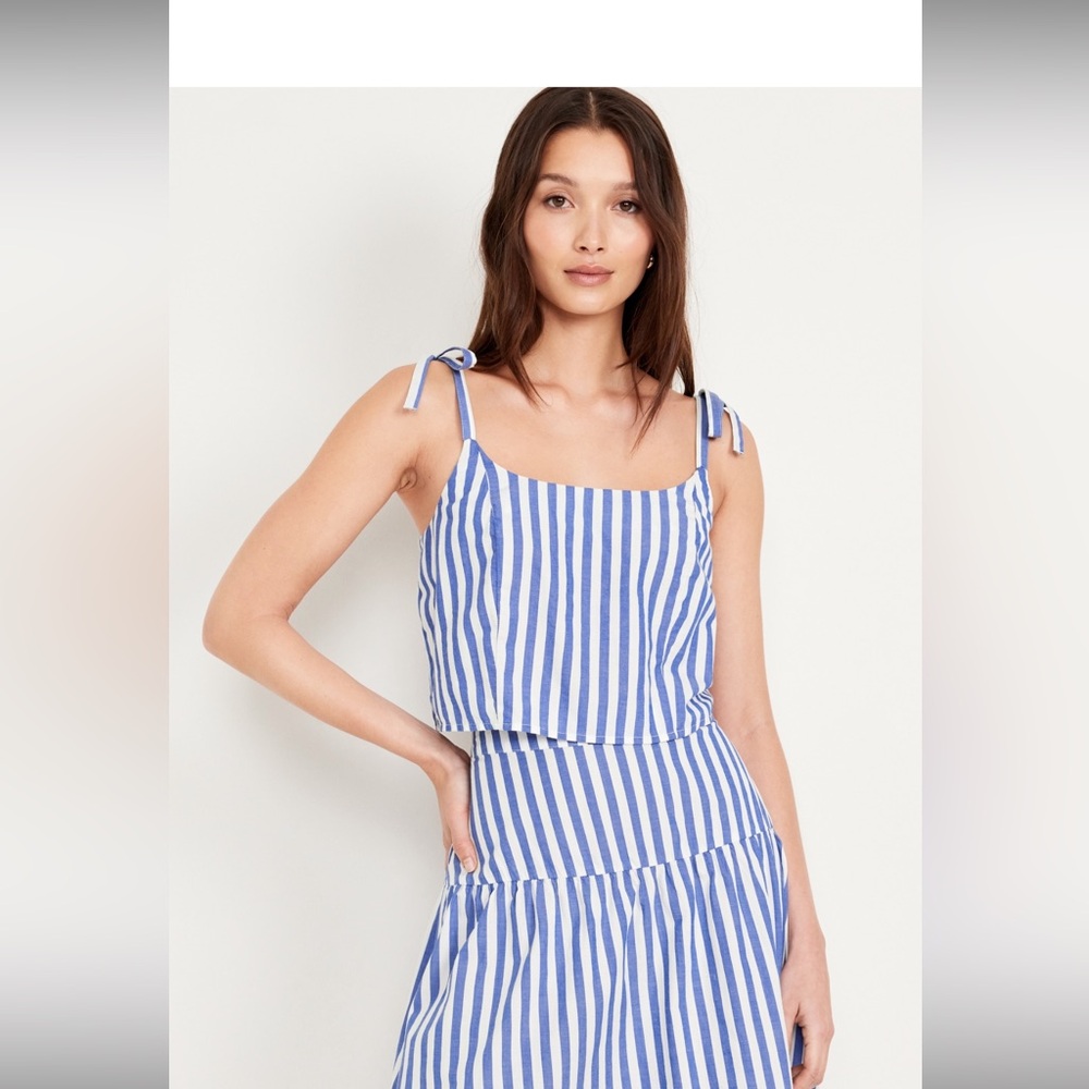 Old navy cami crop top